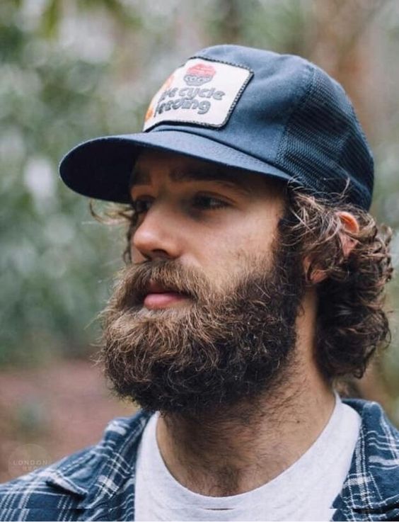 Explore Trendsetting Long Beard Styles for Men – Embrace Your Masculinity