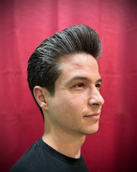 21 Men’s Long Pompadour Hairstyles: Classic Elegance Meets Modern Style