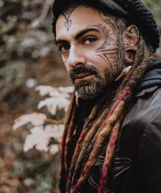 22 Top Short Dreadlock Hairstyles for Men: Modern and Traditional Looks