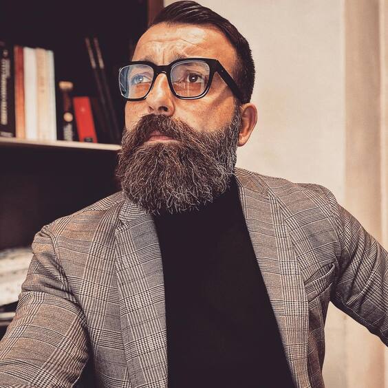 23 Top Men’s Beard Fashion Styles for Office and Casual Looks