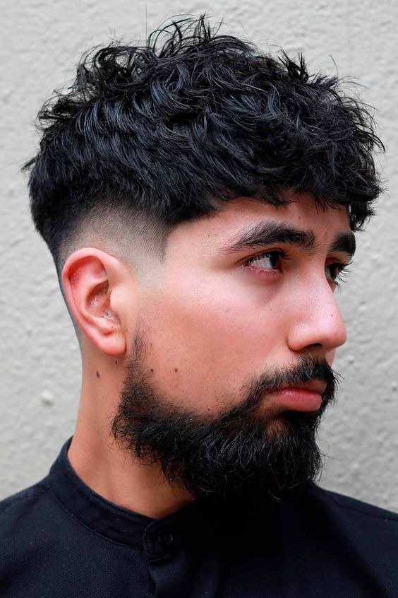 Stunning Styles of Medium Mens Haircut With Bangs to Elevate Your Look in 2025