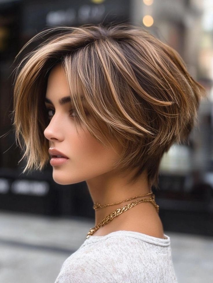 Stunning Short Layered Hairstyles with Bangs for a Chic and Modern Look in 2025