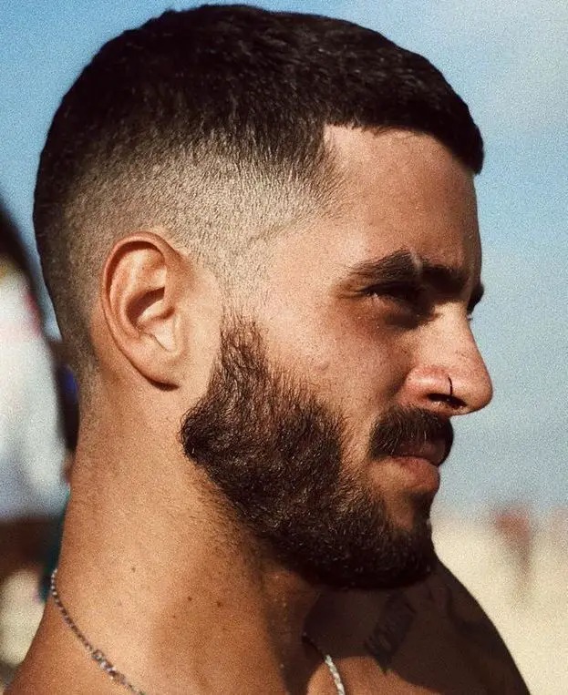 The Ultimate Guide to a Long Buzz Cut for Men – Best Styles and Trends in 2025