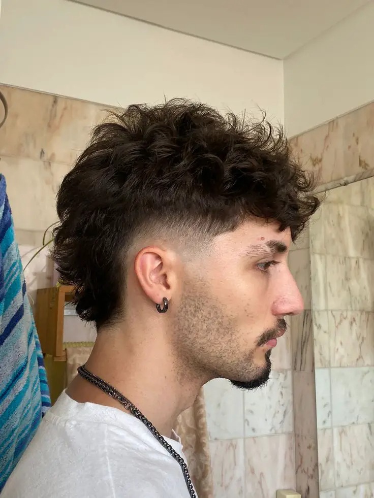 The Ultimate Guide to Wolf Cut Short Men: Trendy Layered Hairstyle for 2025