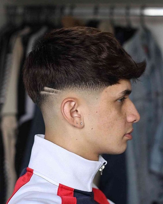 Trendy and Cool Mens Haircut for Thick Hair: Perfect Styles for 2025