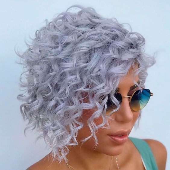 Gorgeous and Fun Summer Hairstyles for Curly Hair That You’ll Love in 2025